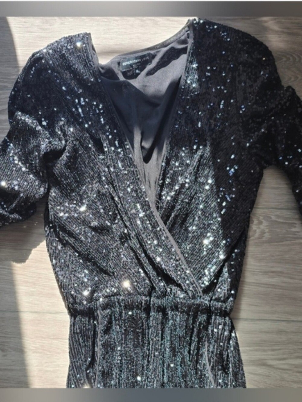 Generation Love Sequin Jumpsuit Black XS Faux Wrap V-Neck Holiday Party NYE Glam - Picture 16 of 16